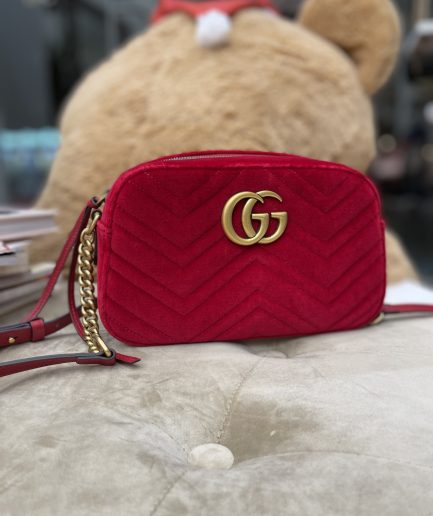 Gucci borsa a spalla GG Marmont in velluto rosso