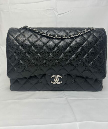 Chanel Maxi Jumbo pelle nera