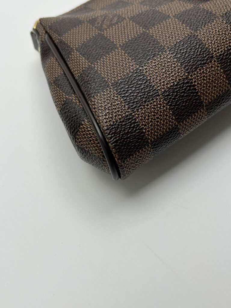 angolo 2 Louis Vuitton Pochette Eva Damier Ebene 2015