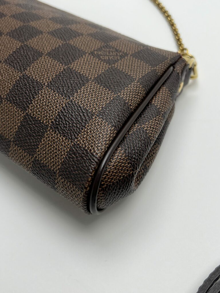 angolo 4 Louis Vuitton Pochette Eva Damier Ebene 2015