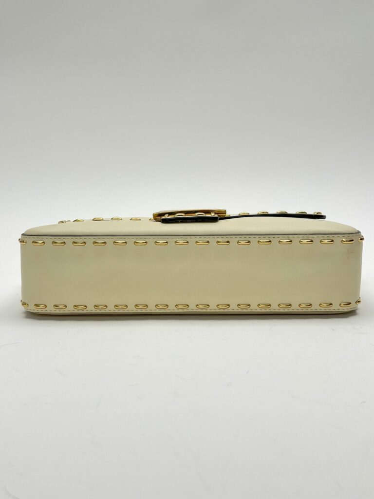 fondo borsa Fendi Baguette pelle burro