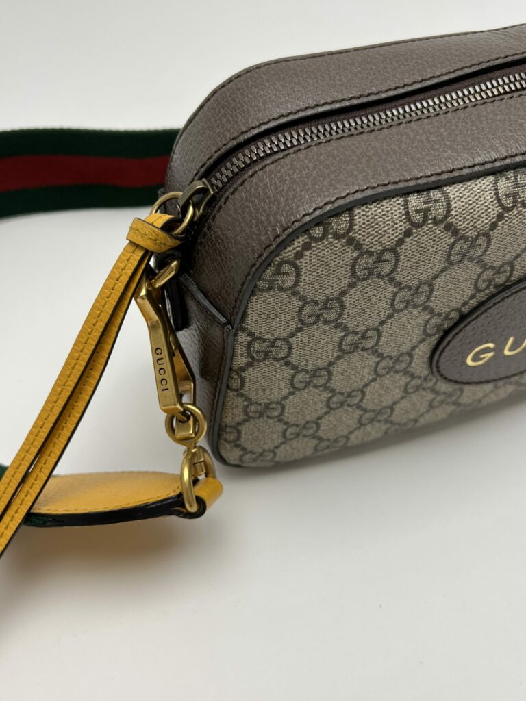 dettaglio tessuto Gucci Neo Vintage Tracolla