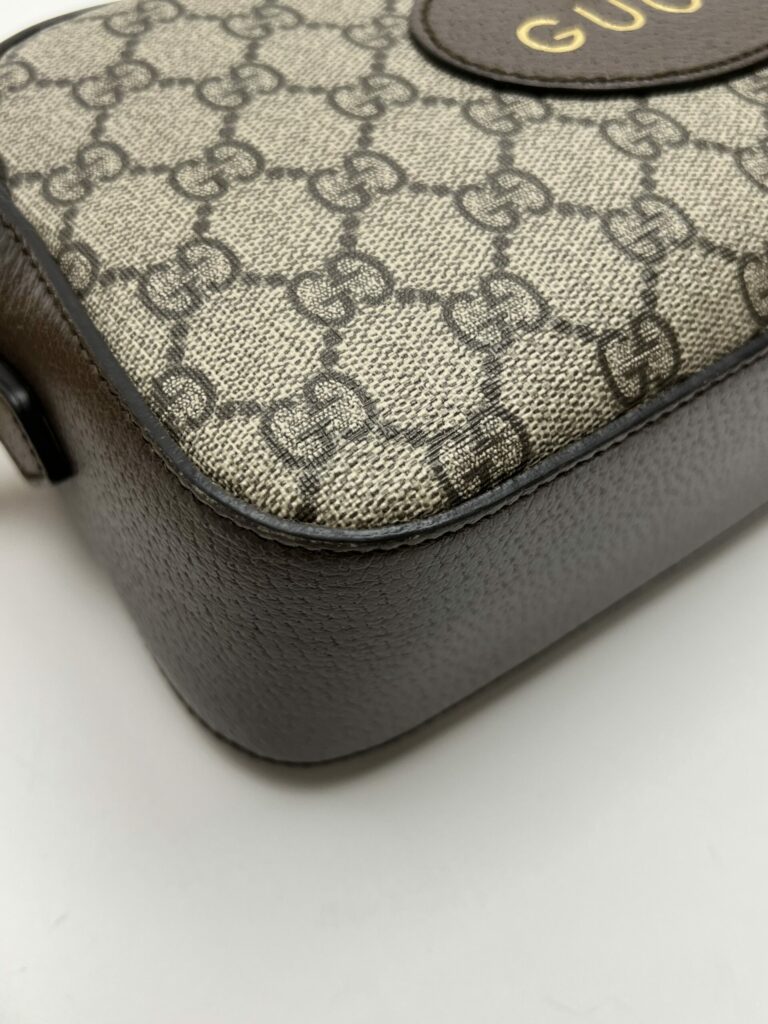 angolo 1 Gucci Neo Vintage Tracolla