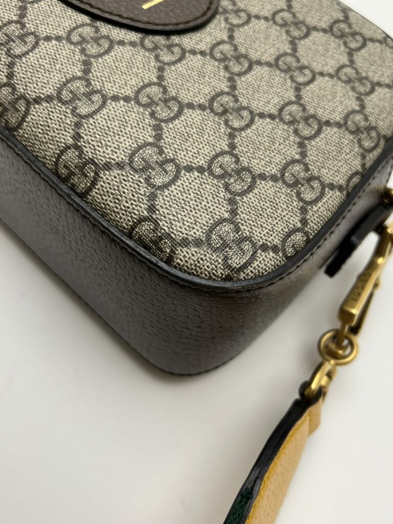 angolo 2 Gucci Neo Vintage Tracolla