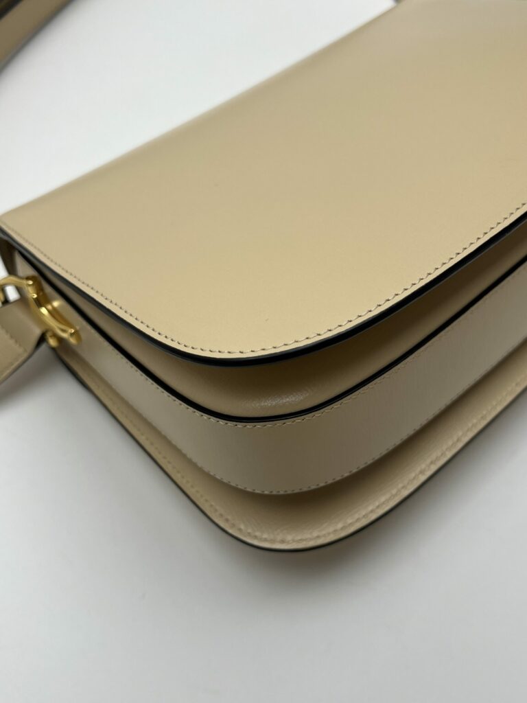 angolo 4 Gucci Horsebit 1955 Media
