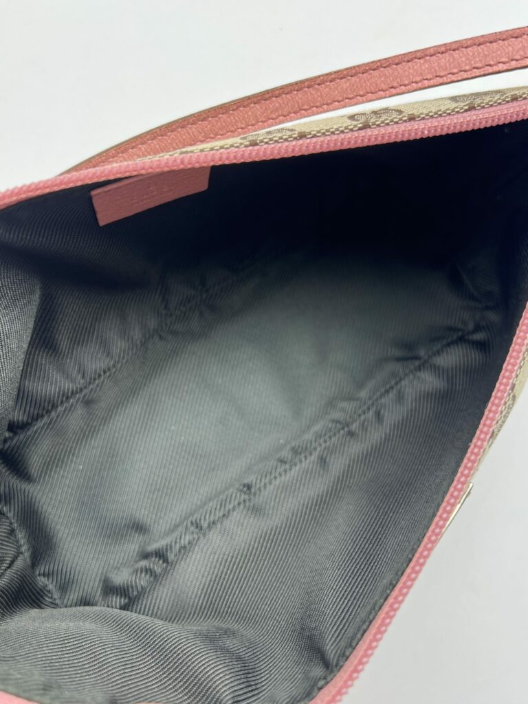 interno Gucci Pochette GG Supreme Rosa
