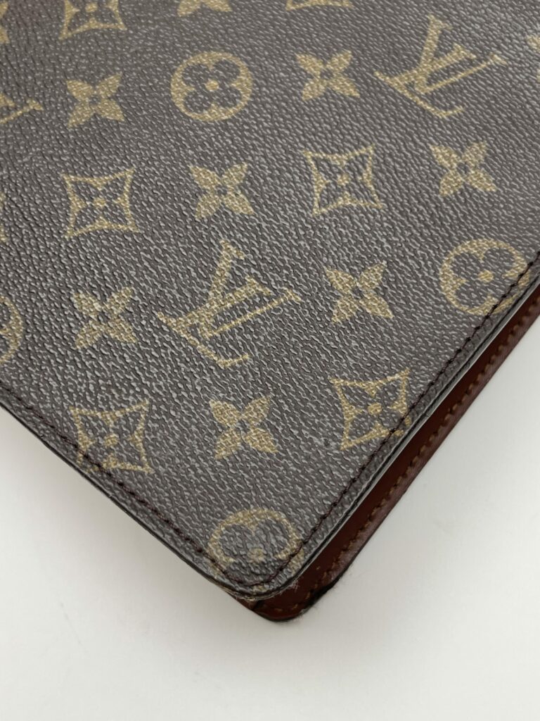 angolo 3 Louis Vuitton Pochette Voyage 1992
