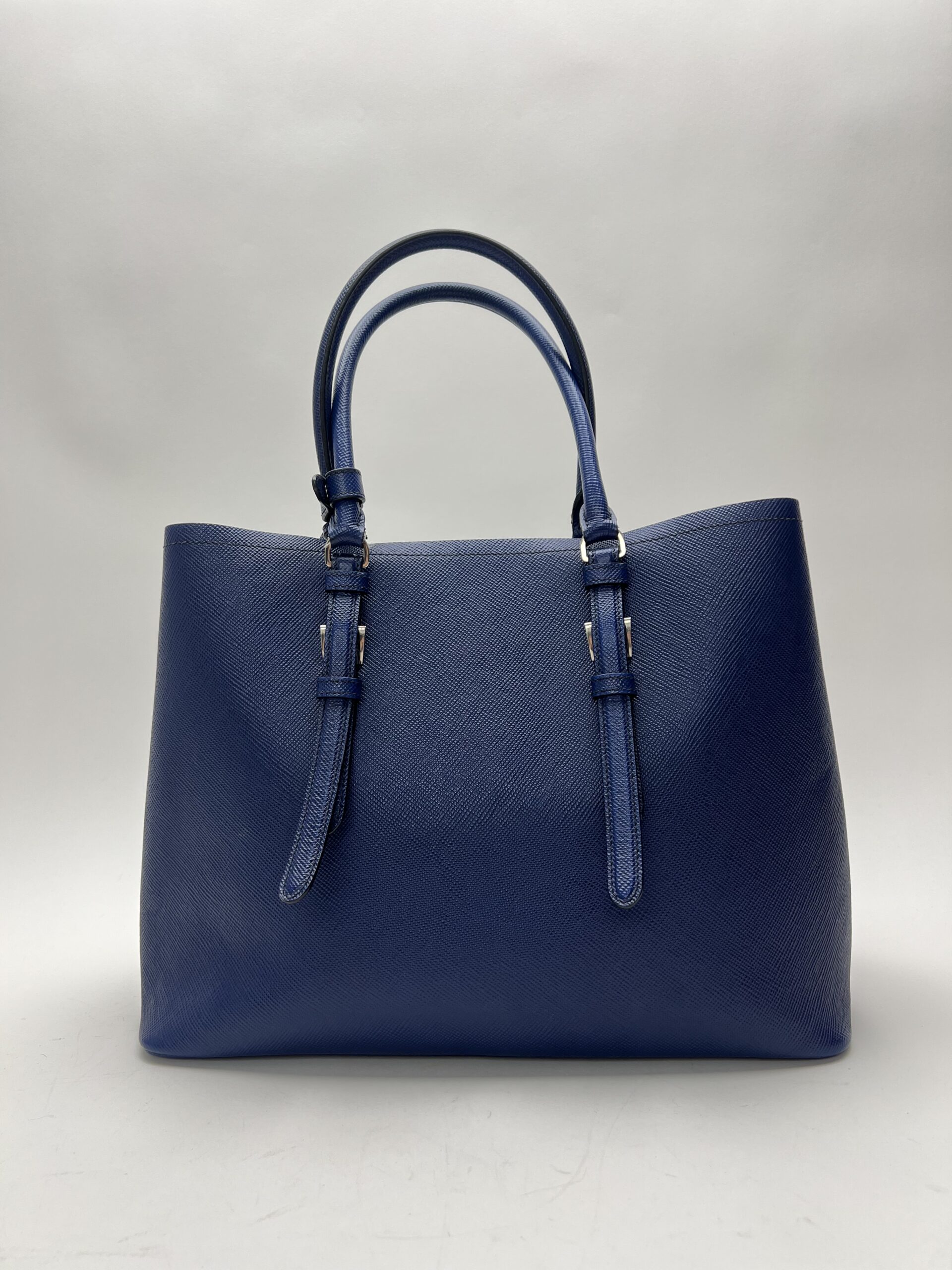 IMG_0813 dettaglio tessuto Prada Double Saffiano Blu posteriore