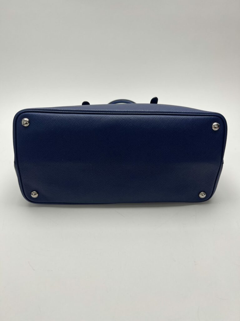 fondo borsa Prada Double Saffiano Blu