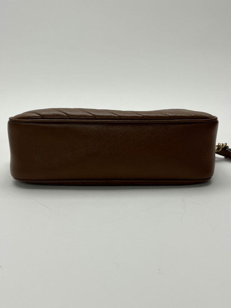 fondo borsa Gucci GG Marmont Camera Bag 2024