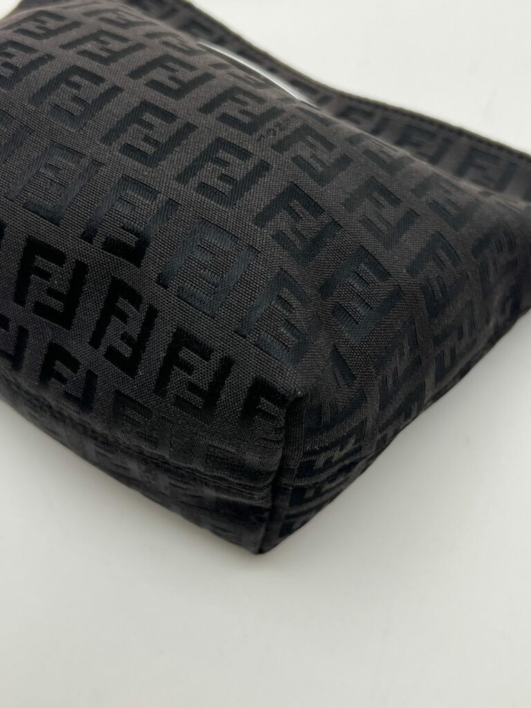 angolo 2 Fendi Pochette Vintage