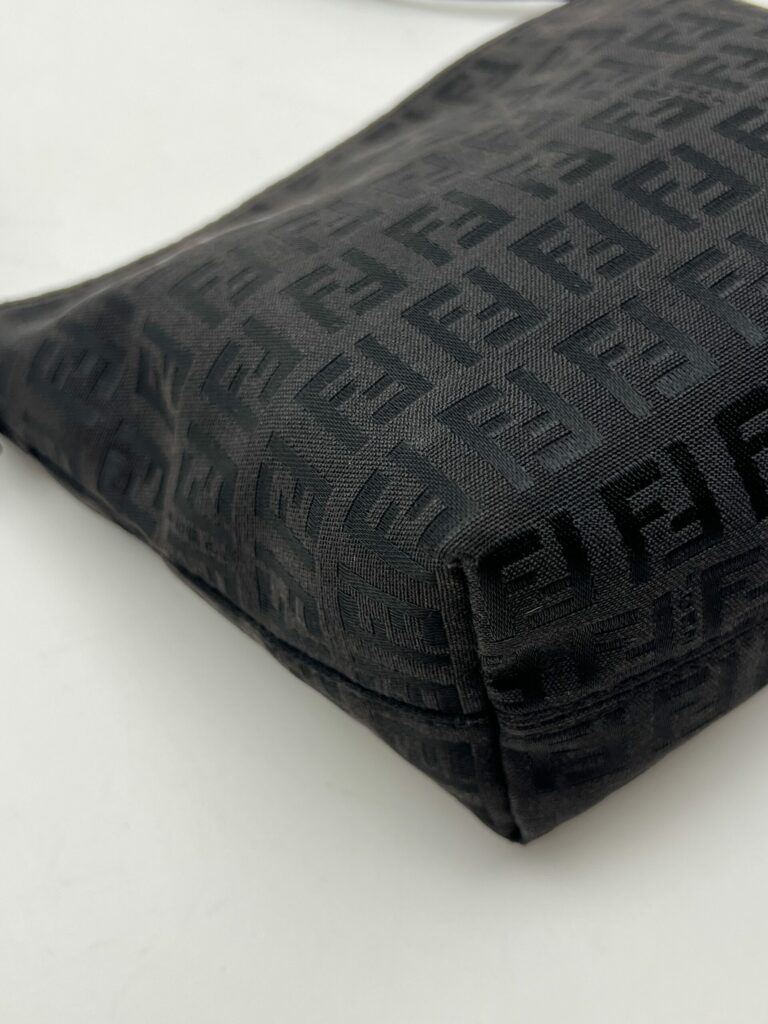 angolo 3 Fendi Pochette Vintage