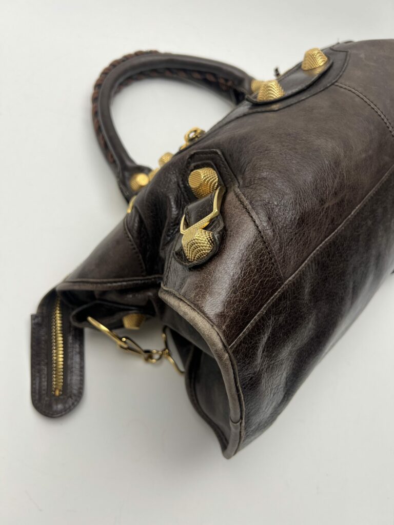 angolo 1 Balenciaga City Giant