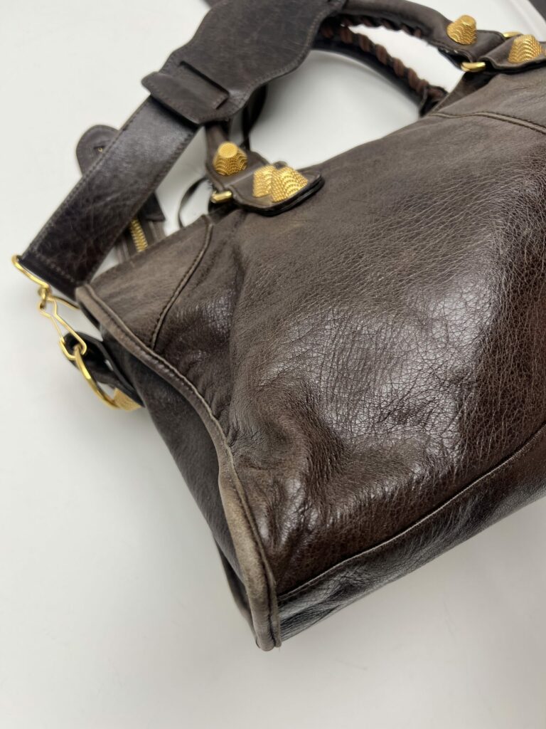 angolo 2 Balenciaga City Giant