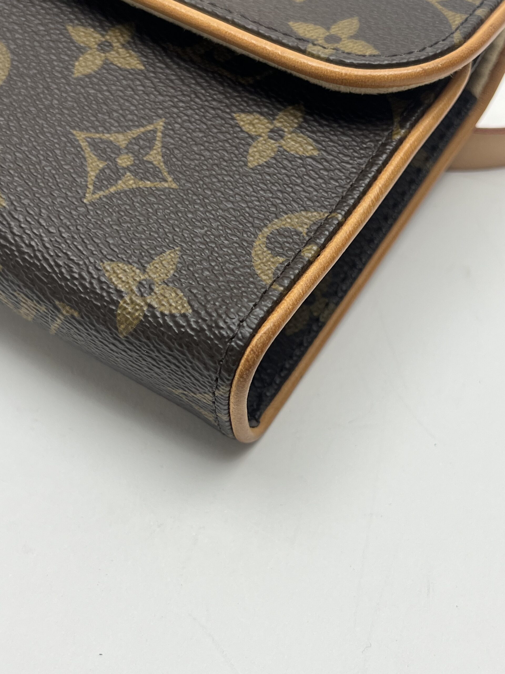 IMG_2958 angolo 1 Louis Vuitton Florentine 2007