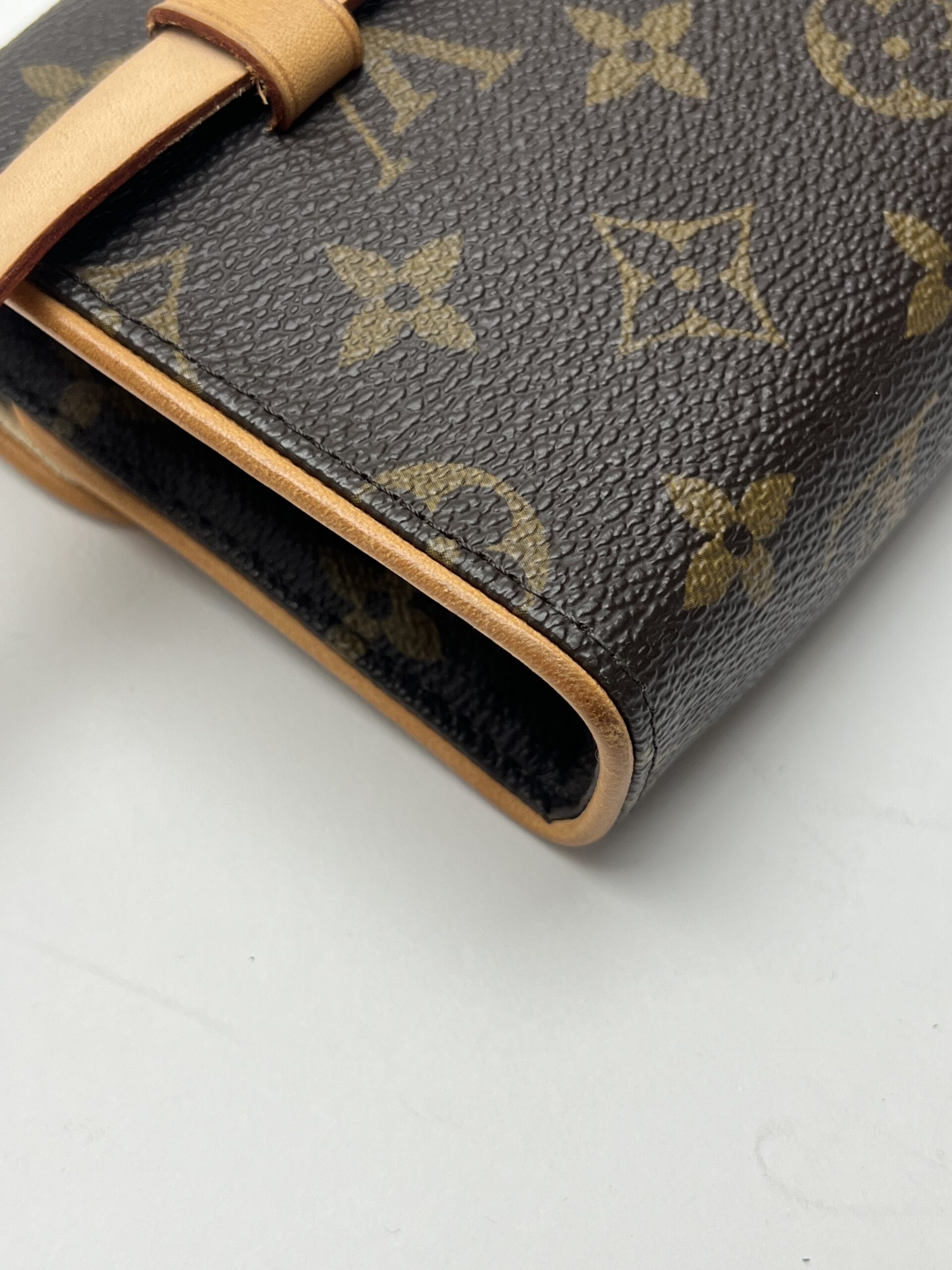 IMG_2961 angolo 4 Louis Vuitton Florentine 2007